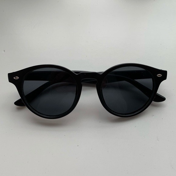 Brandy Melville Accessories - Black Sunglasses